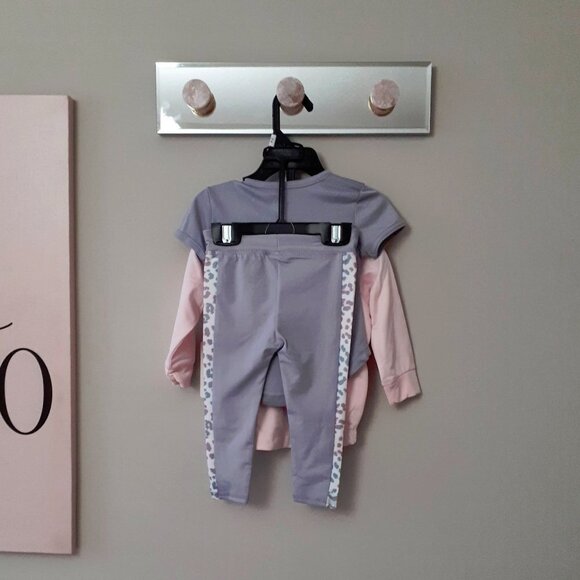 NWT Body Glove grey pink 3 piece hooded track jacket, t-shirt & leggings bundle - Picture 13 of 13